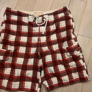 Hollister cargo swim board shorts men’s size large plaid red maroon brown white